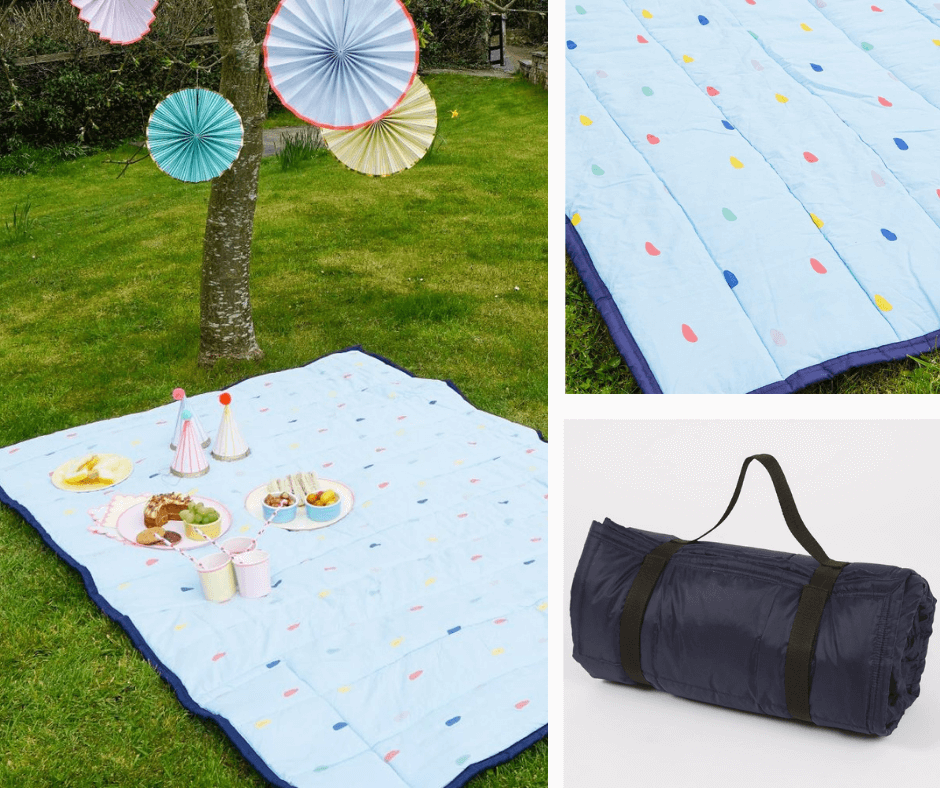 Dashed Print Picnic Blanket