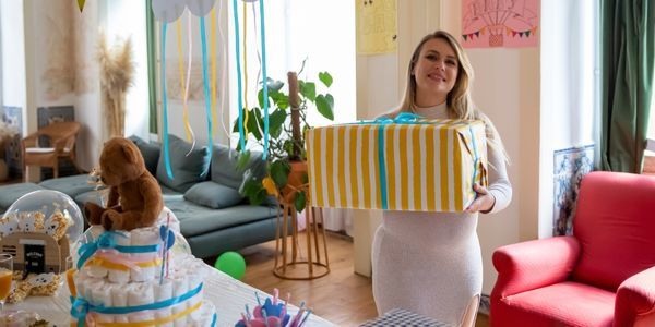 AITA: Returning Baby Shower Gift 