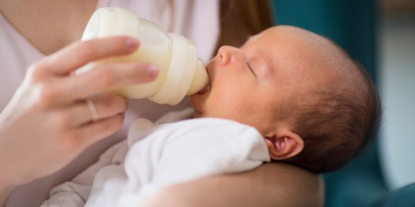 When Should a Baby Stop Night Feeds?