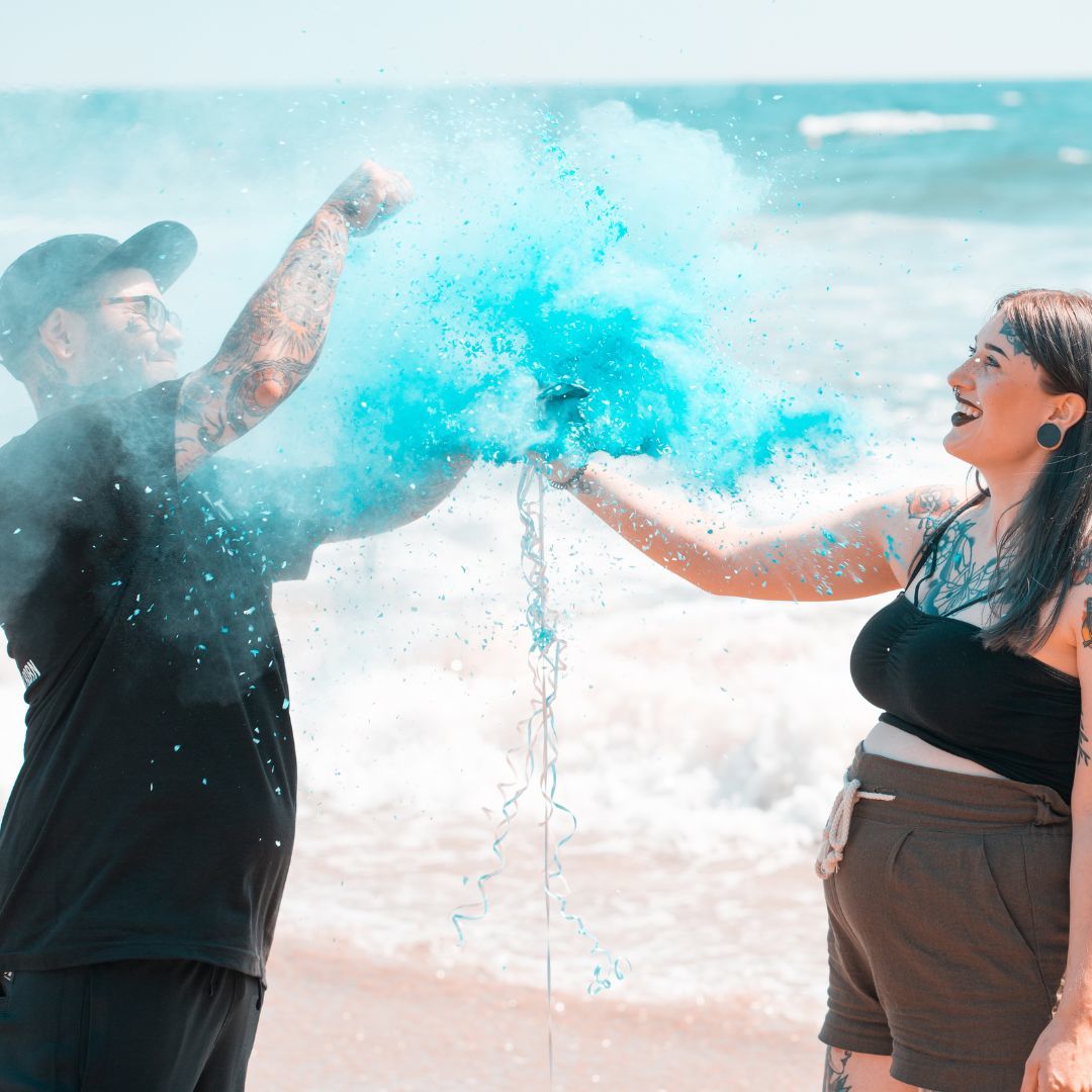 gender-reveal-stock-image