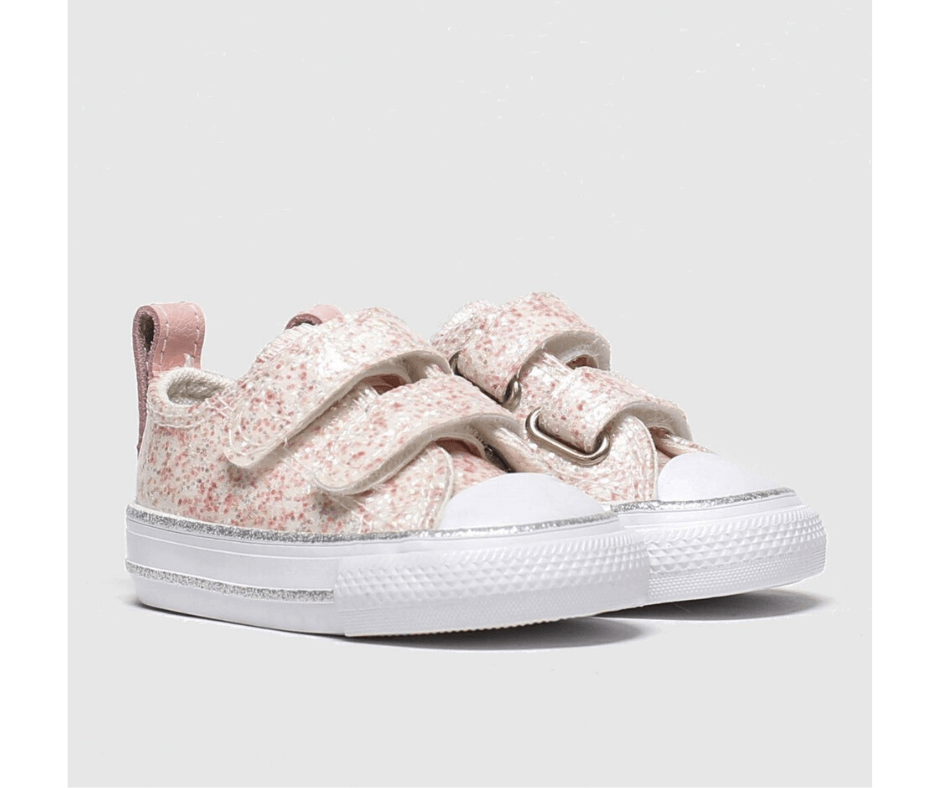 pink-glitter-converse.png