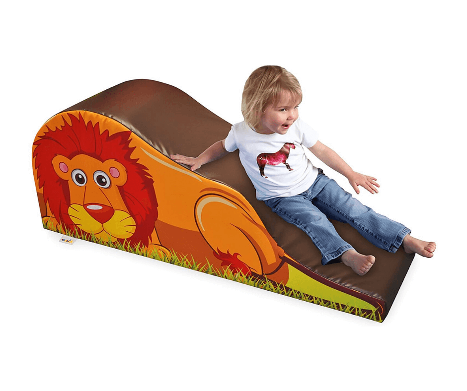 safari lion slide