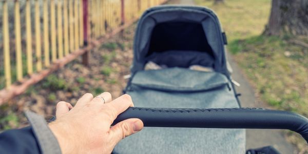 Hello Fresh Box Left on Sleeping Baby in Pram!