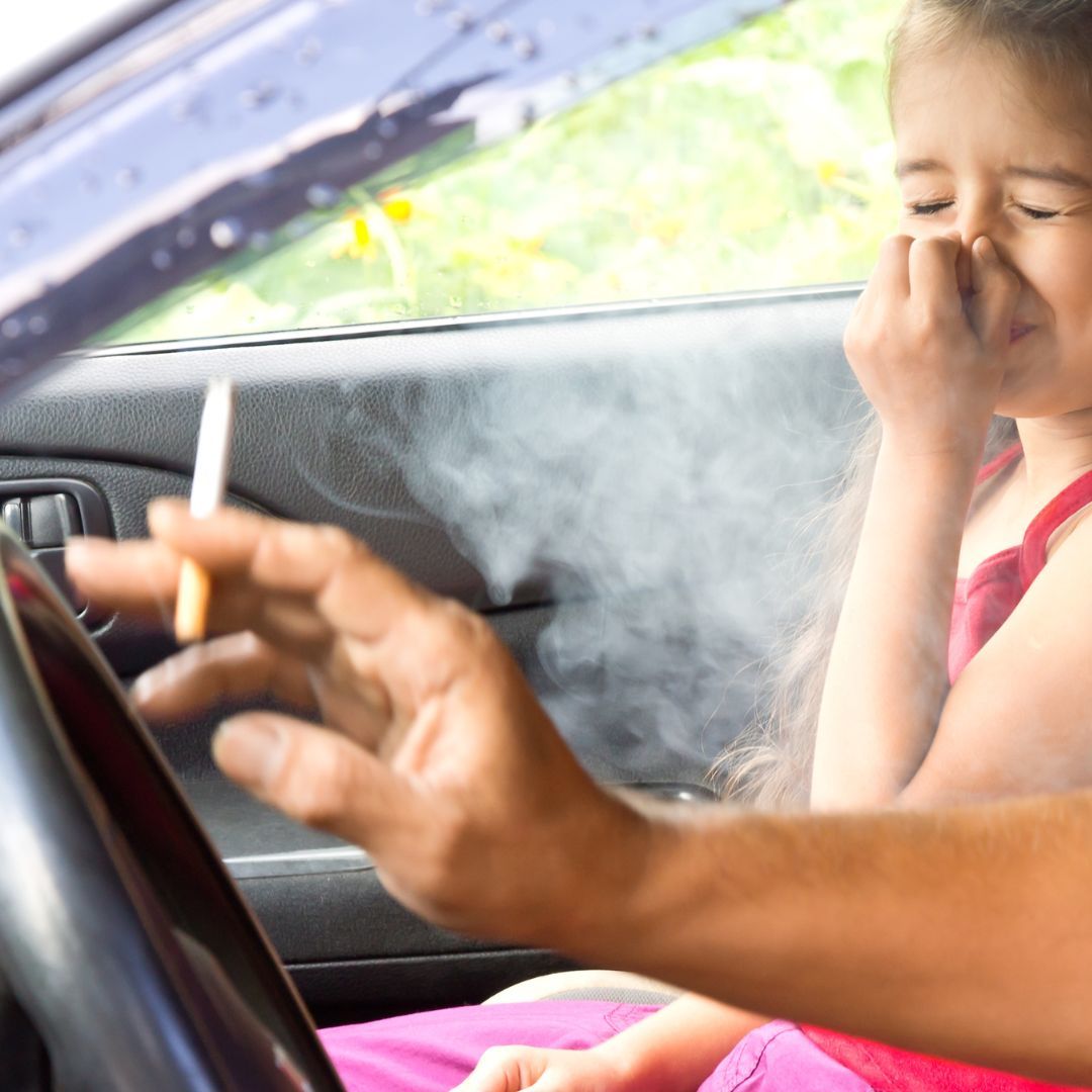 smoking-around-children-stock-image