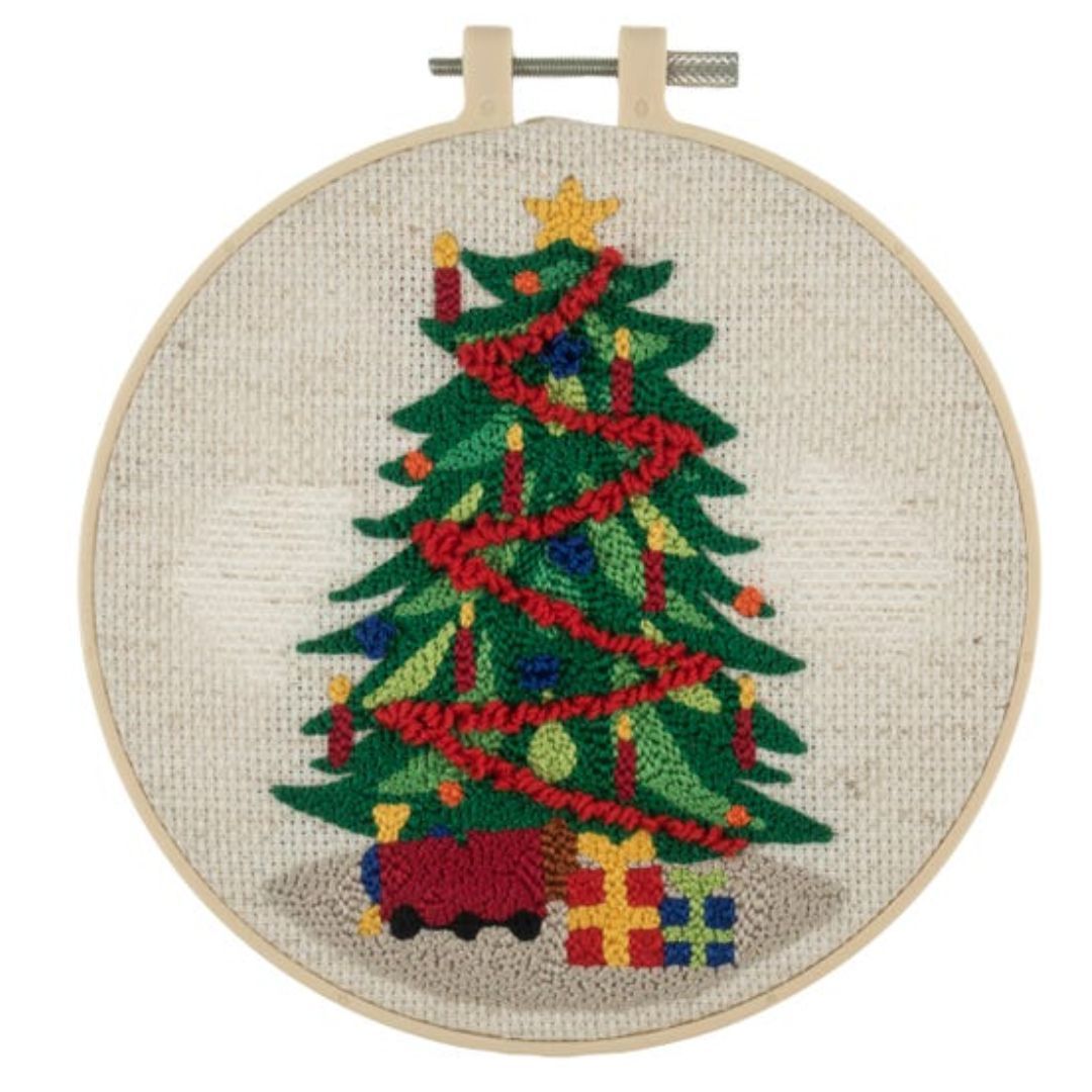 dunelm-christmas-tree-embroidery